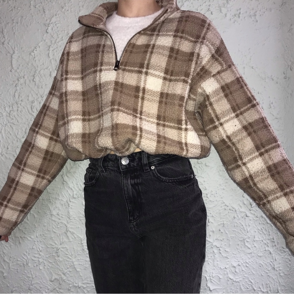 LOVE TREE Light Brown Plaid Cropped Sherpa Sweater Jacket